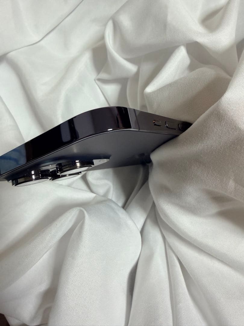 美品＊iPhone14pro SIMフリー