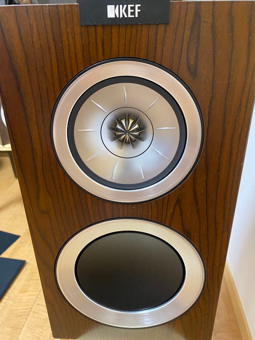 KEF R300 3ウェイスピーカー ウッド仕上げ