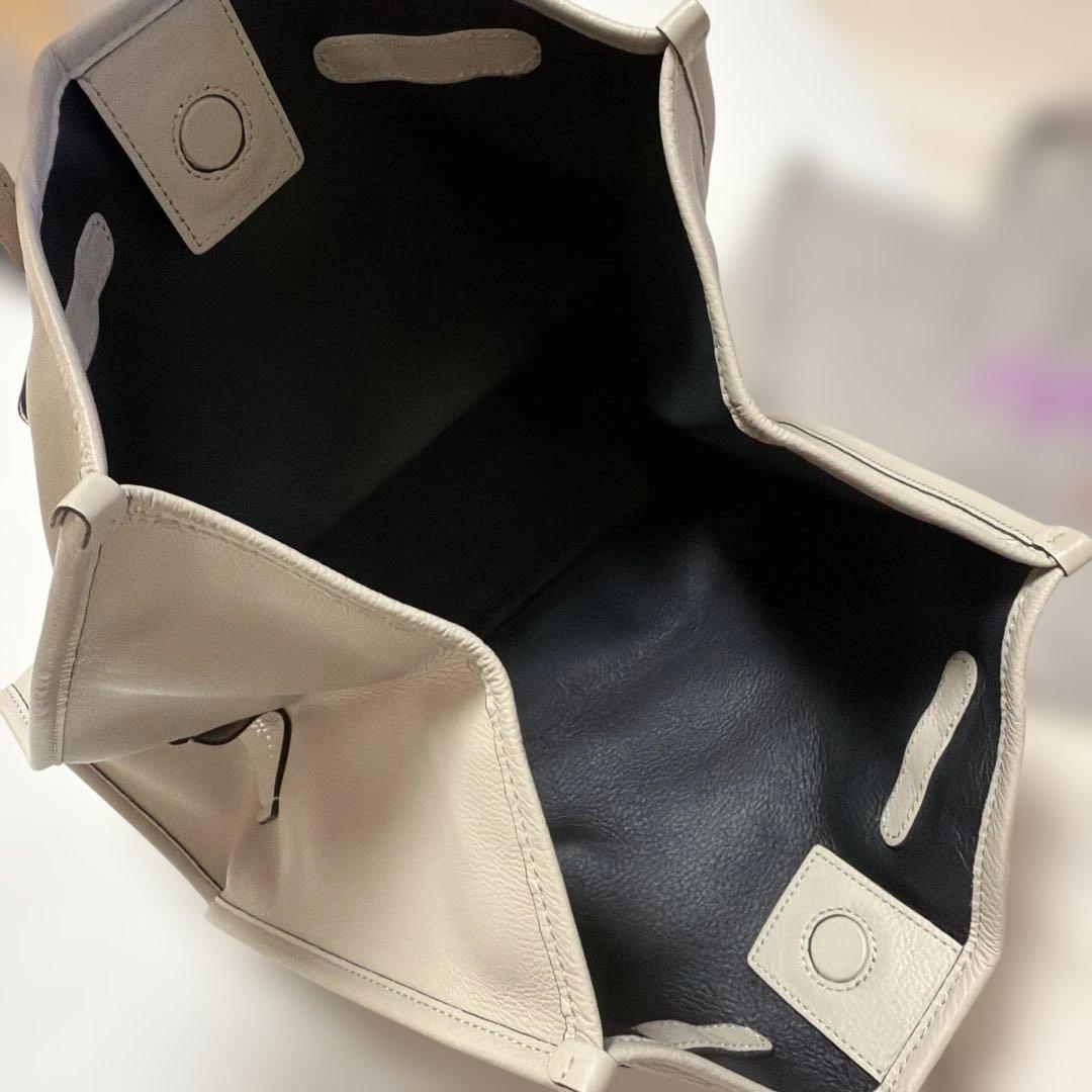 Gianni Chiarini マルチェッラM ジャンニキアリーニ　ベージュ