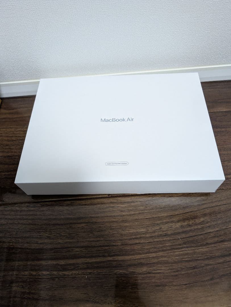 Apple MacBook AIR2022年　8ギガ 超美品