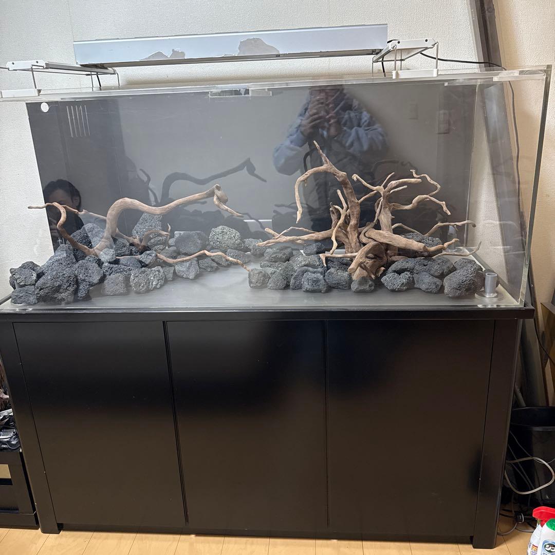 大きなガラス水槽 内蔵フィルター付き