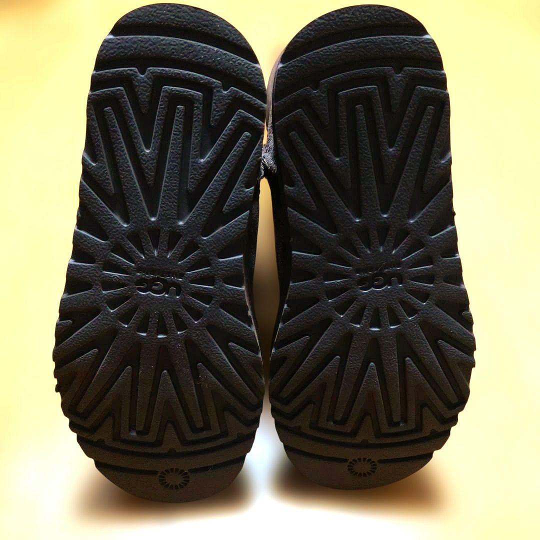 未使用 UGG チョコレート ベイリーボタン トリプレット ムートンブーツ アグ