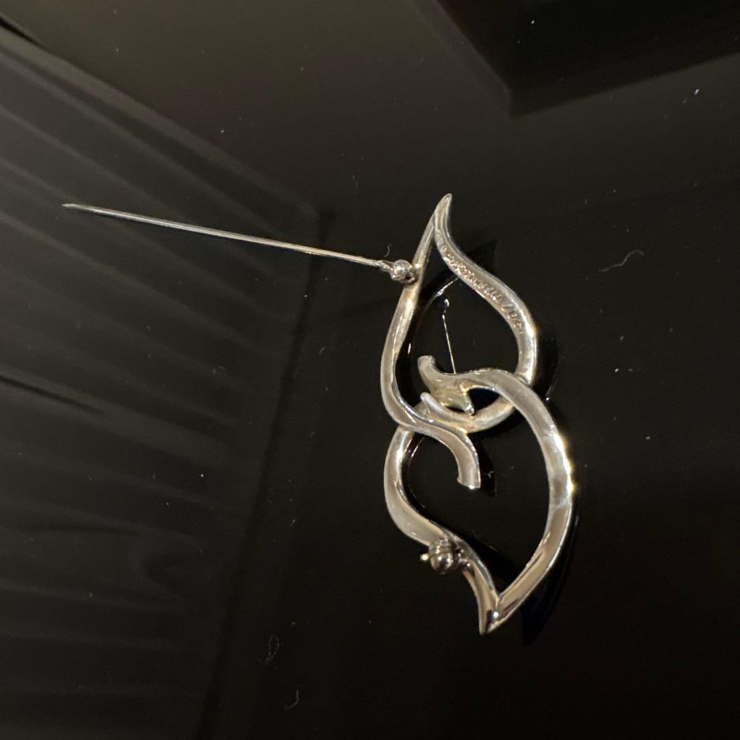 Tiffany broach ティファニーブローチ　ダブルリーフ