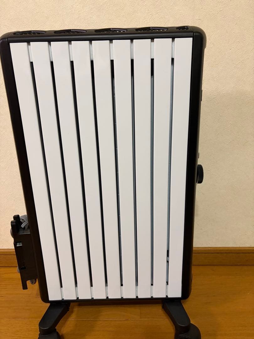 【ほぼ未使用】デロンギ　マルチダイナミックヒーターMDHU12-BK