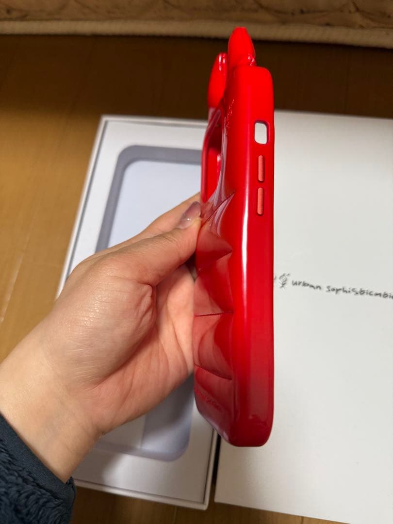 urban sophisticated レッド iPhone16pro デビル