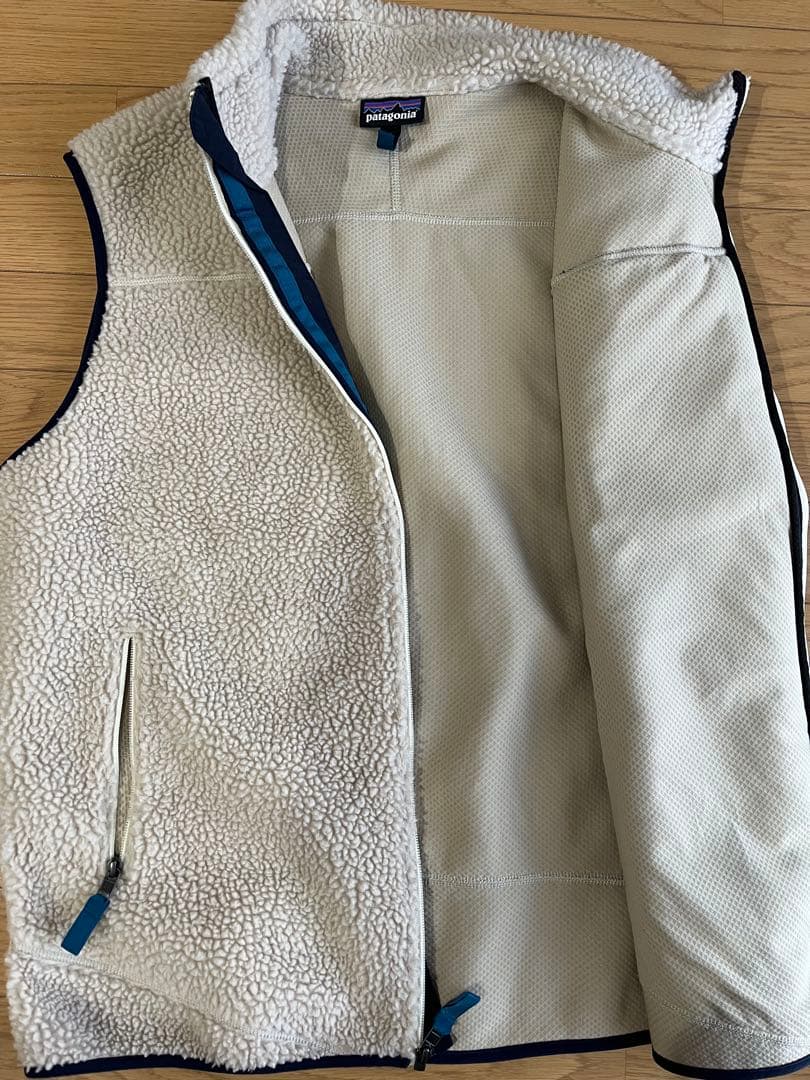 [美品]patagonia フリースベスト ホワイト/ネイビー サイズXL