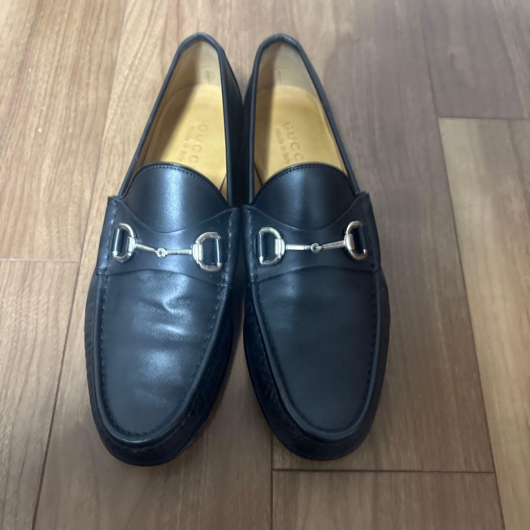GUCCI 黒 ホースビットレザー ローファー