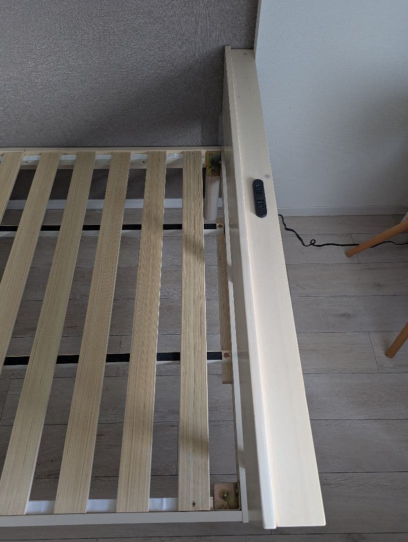 セミダブルベッドフレーム 天然木