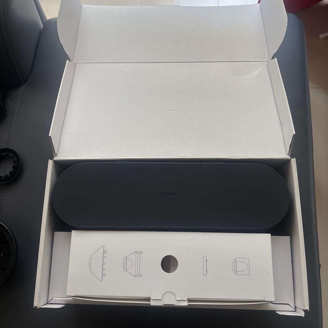 Dyson スペシャルエディションヘアドライヤー　(ダークブルー/コッパー)