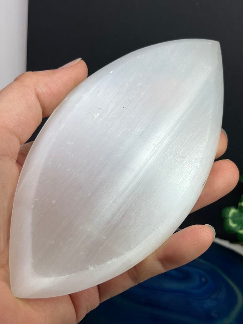 天然石　セレナイト　お皿　フローライト細石50g⭐️2032