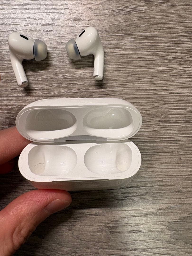 AirPods Pro 第二世代　USB-C 国内Apple store購入品