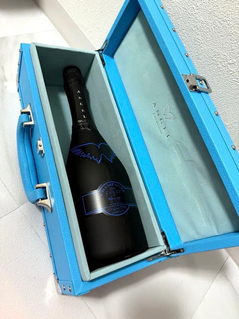 新品未開封　ANGEL シャンパンケース ライトブルー　ボトル