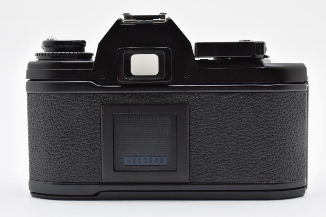 超美品 NIKON ニコン EM フィルムカメラ モルト新品交換済 M868