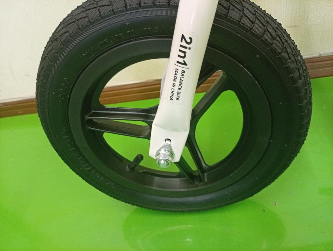 新品未使用 3in1 子供自転車 キックバイク 12インチ GREEN色