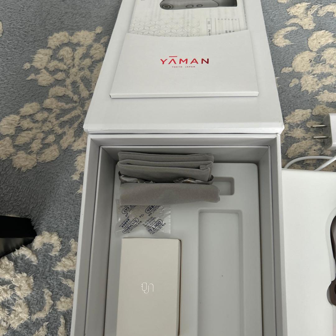 YA−MAN S10-YL ヤーマン　ブルーム　レッド