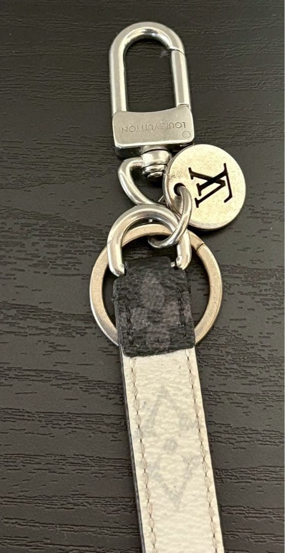 Louis Vuitton ルイヴィトン　モノグラム　エクリプス　　　キーリング