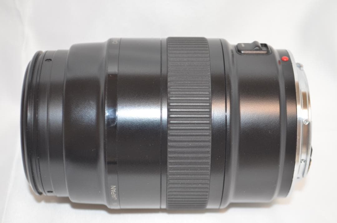 極美品　Canon キヤノン EF 100mm F2.8 マクロレンズ