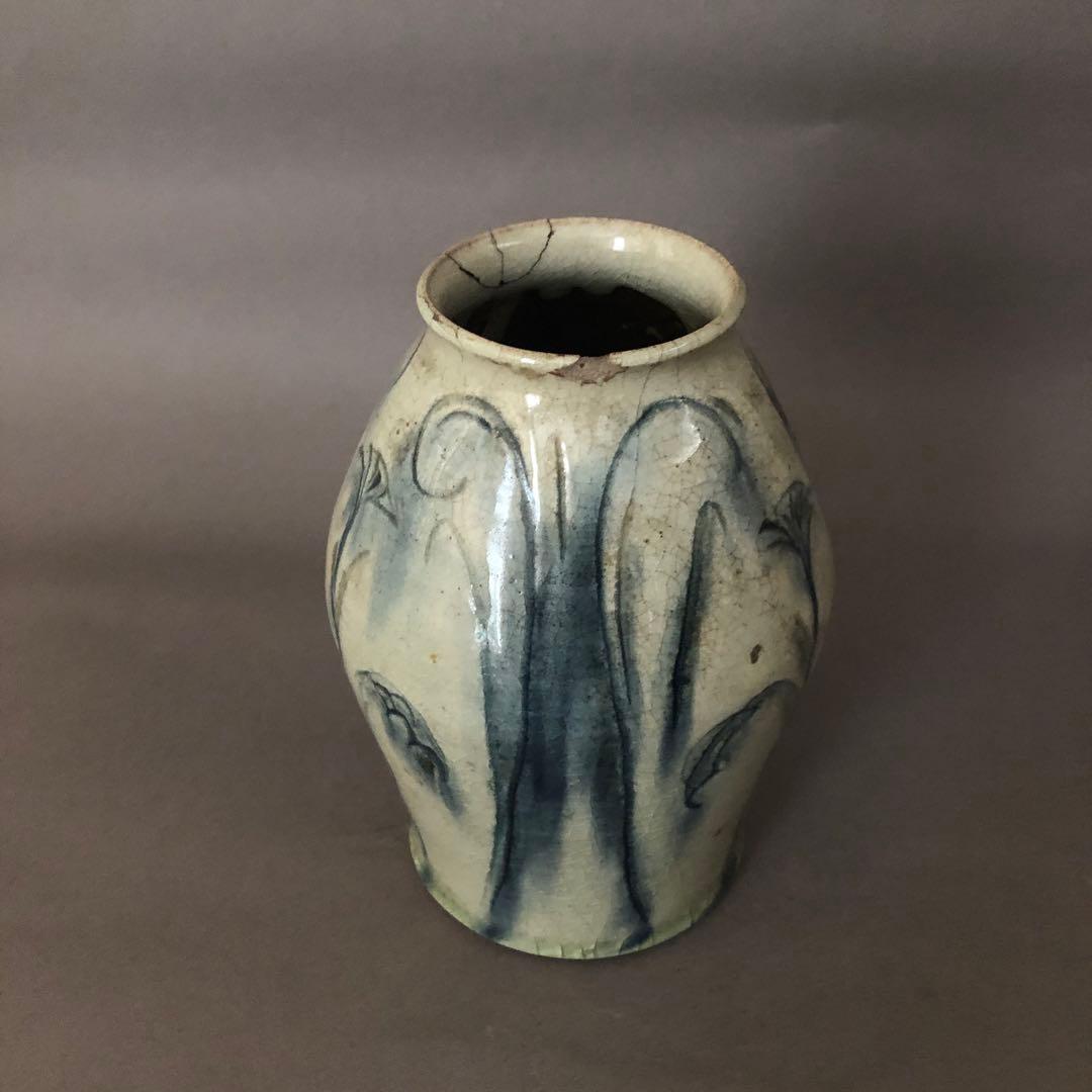 アンティーク小ぶりの壺　骨董