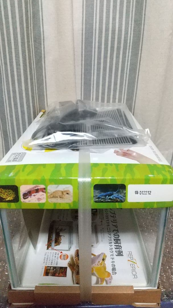 最終値下げ！新品　パネルヒーター付き　 GEX レプテリア ホワイト300Low