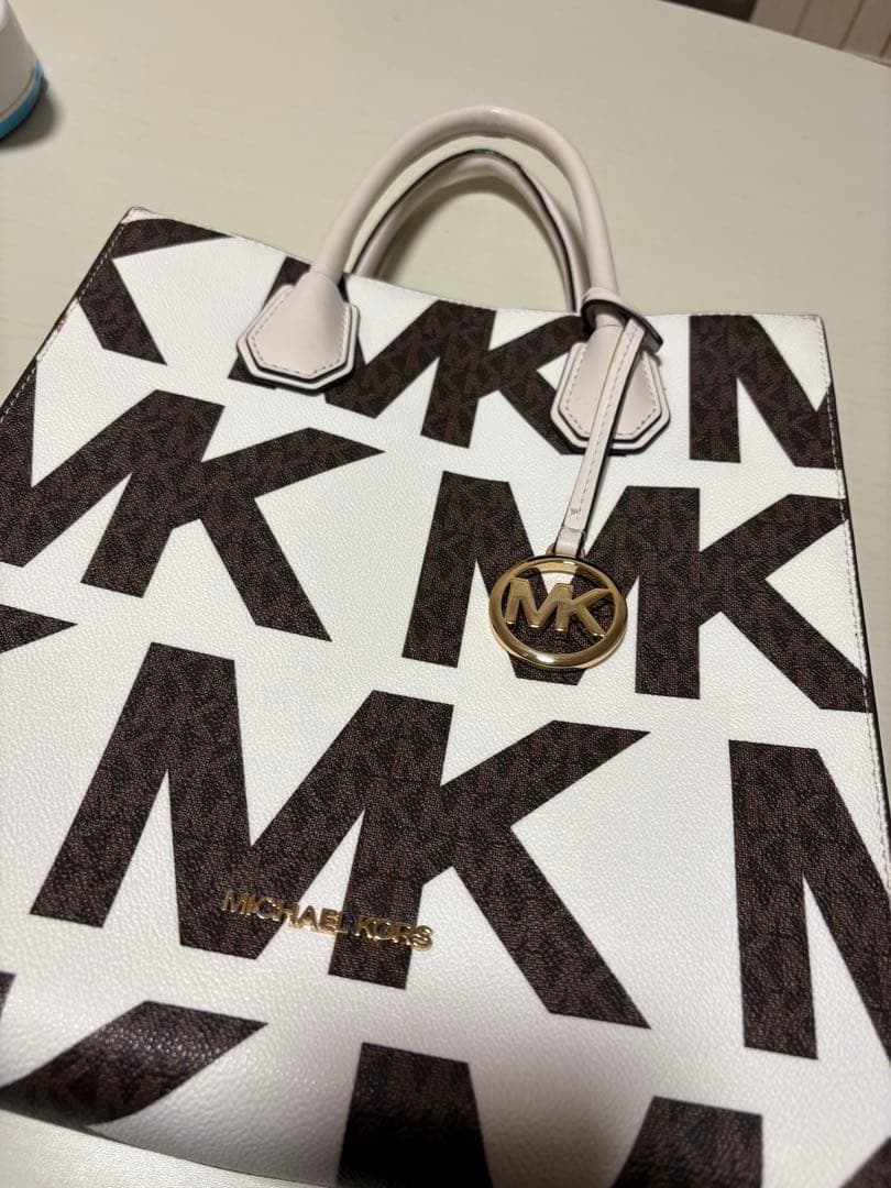 ドン君　　MICHAEL KORS MKロゴショルダーバッグ