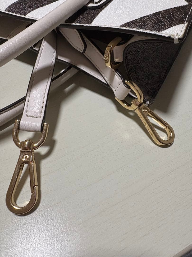 ドン君　　MICHAEL KORS MKロゴショルダーバッグ