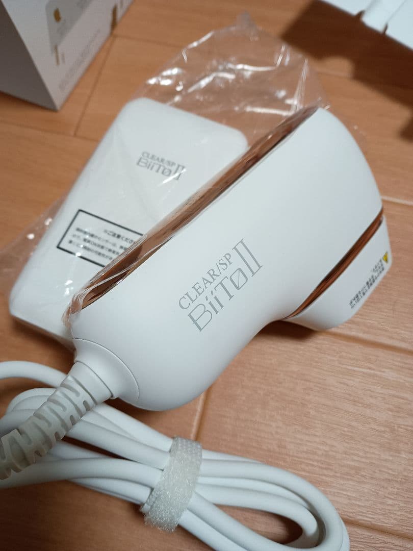 未使用保管品　CLEAR/SP BiiToII 光総合美容器　定価48,400
