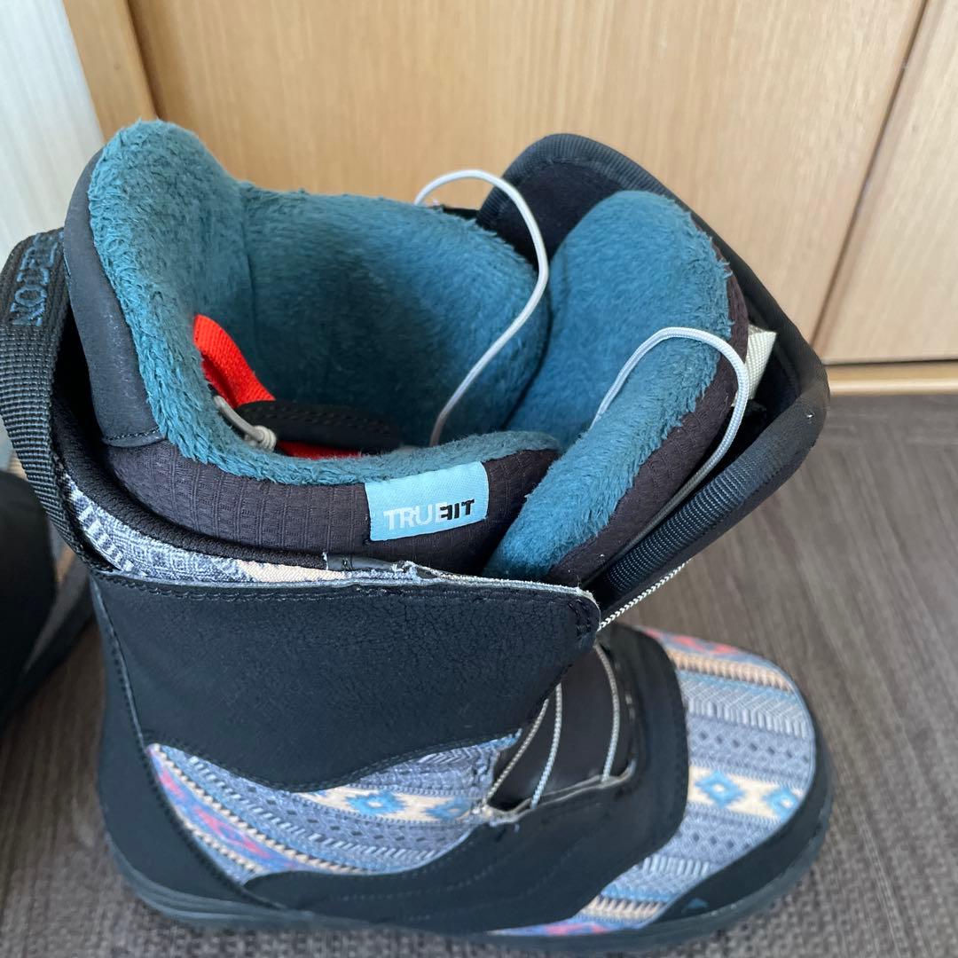 TRU 917 ブラック/マルチカラー スノーボードブーツ(女性用)