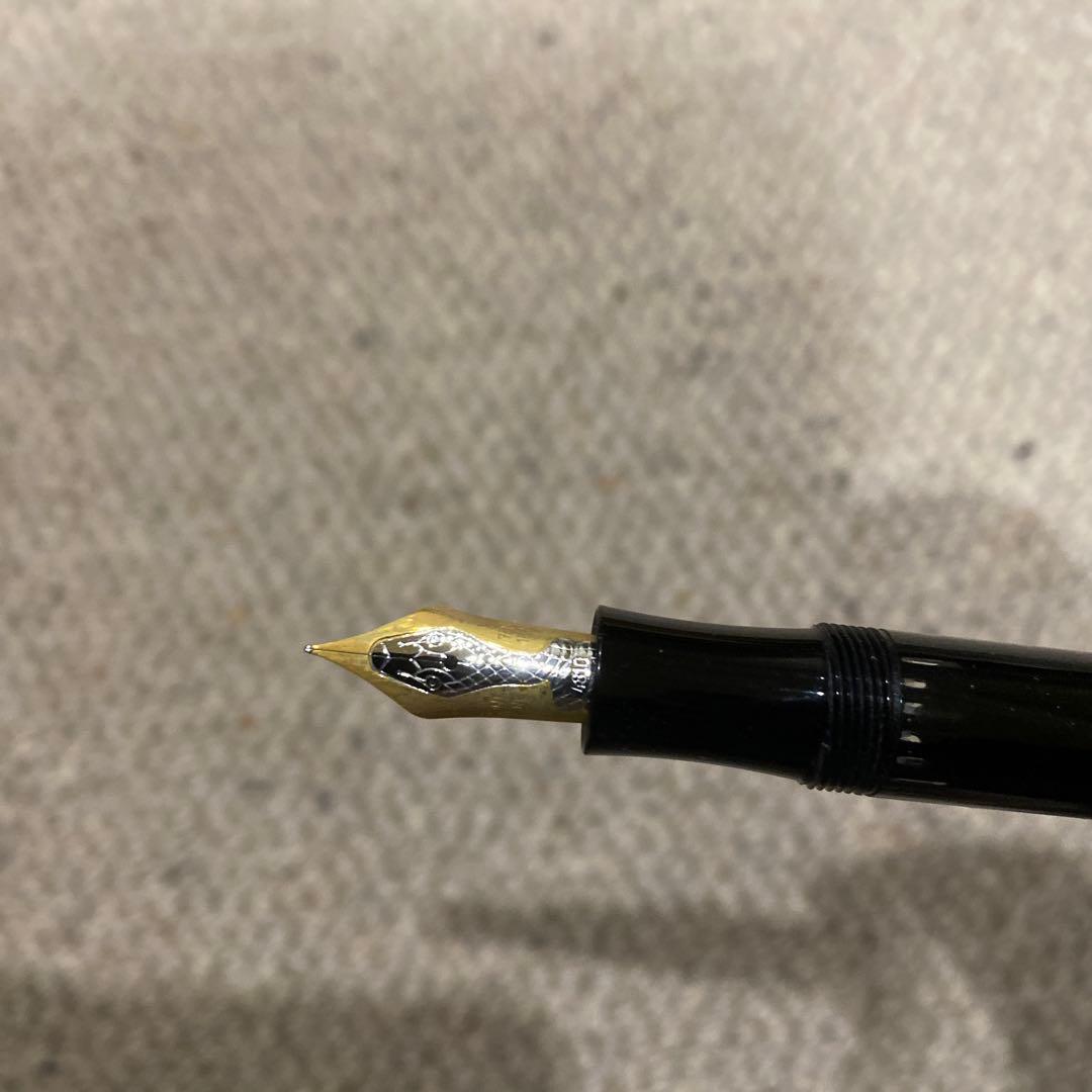 モンブラン　アガサクリスティ　万年筆