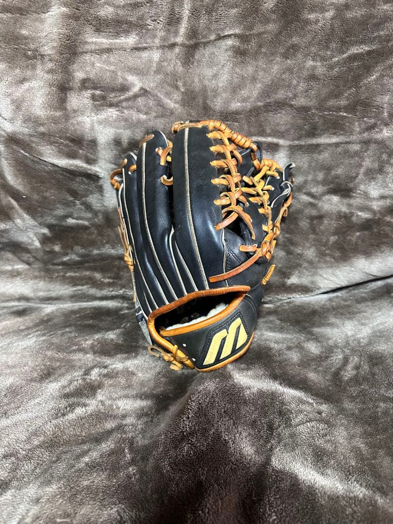 【中古】ミズノプロ　 一般硬式　外野　オーダー　ビッグM 刺繍あり