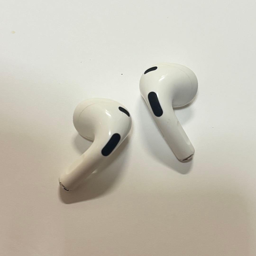 AirPods 第3世代本体 充電ケース付き ホワイト