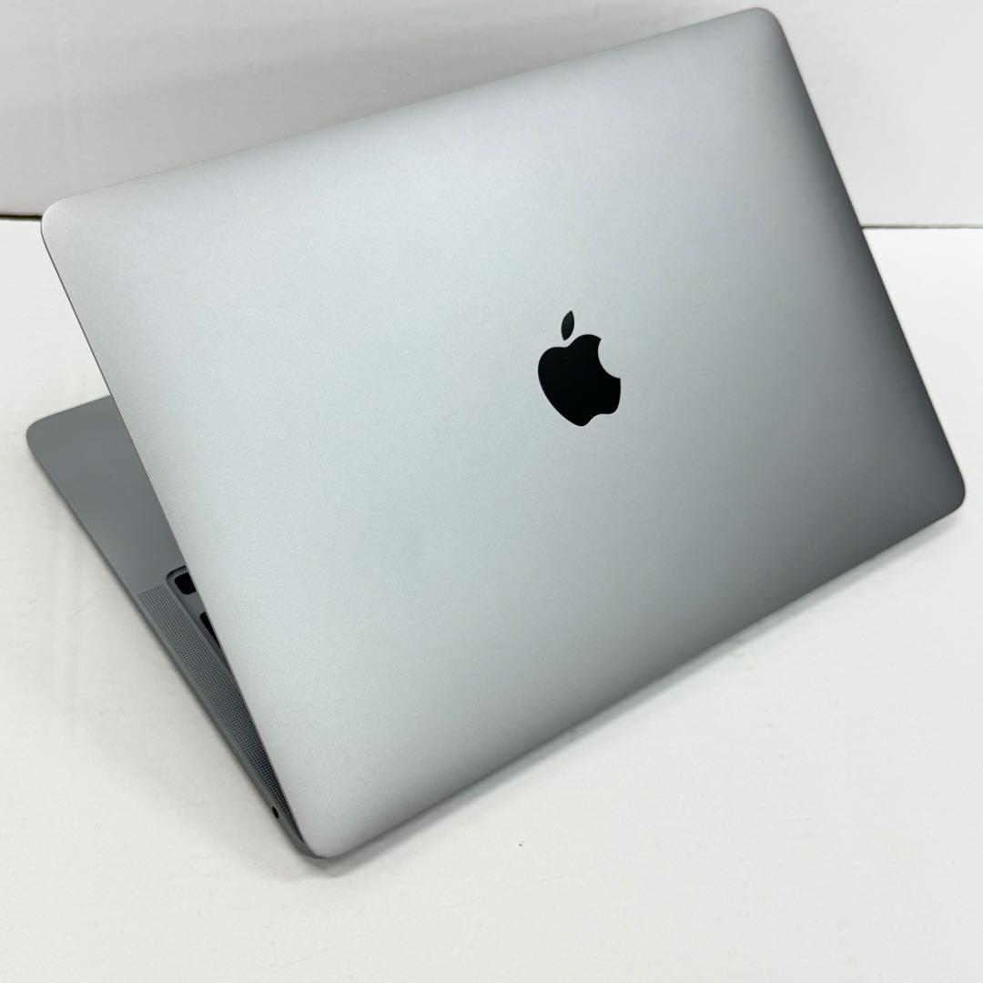 良品 Macbook Air M1(2020)16GB/512GBスペースグレー