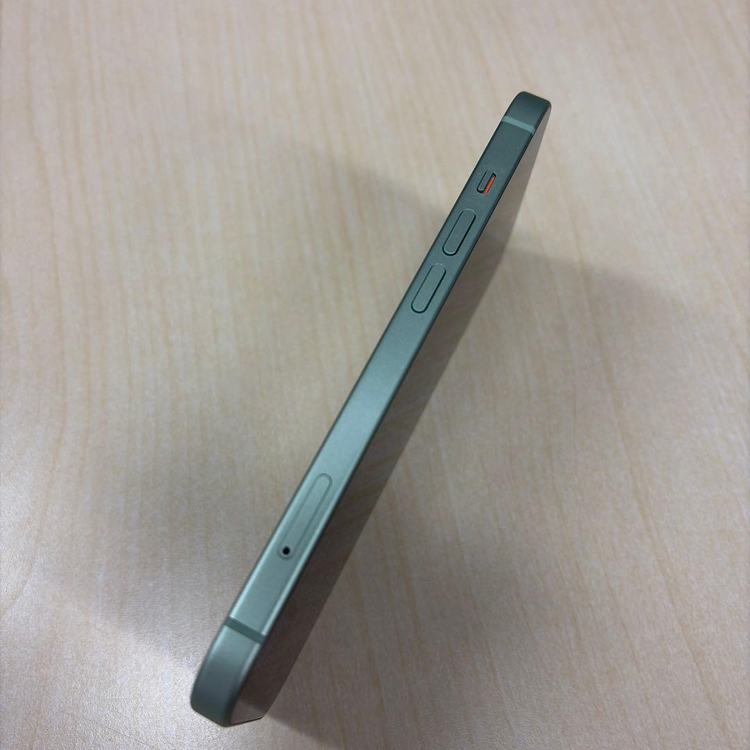 【美品】Apple iPhone 15グリーン 本体　512GB