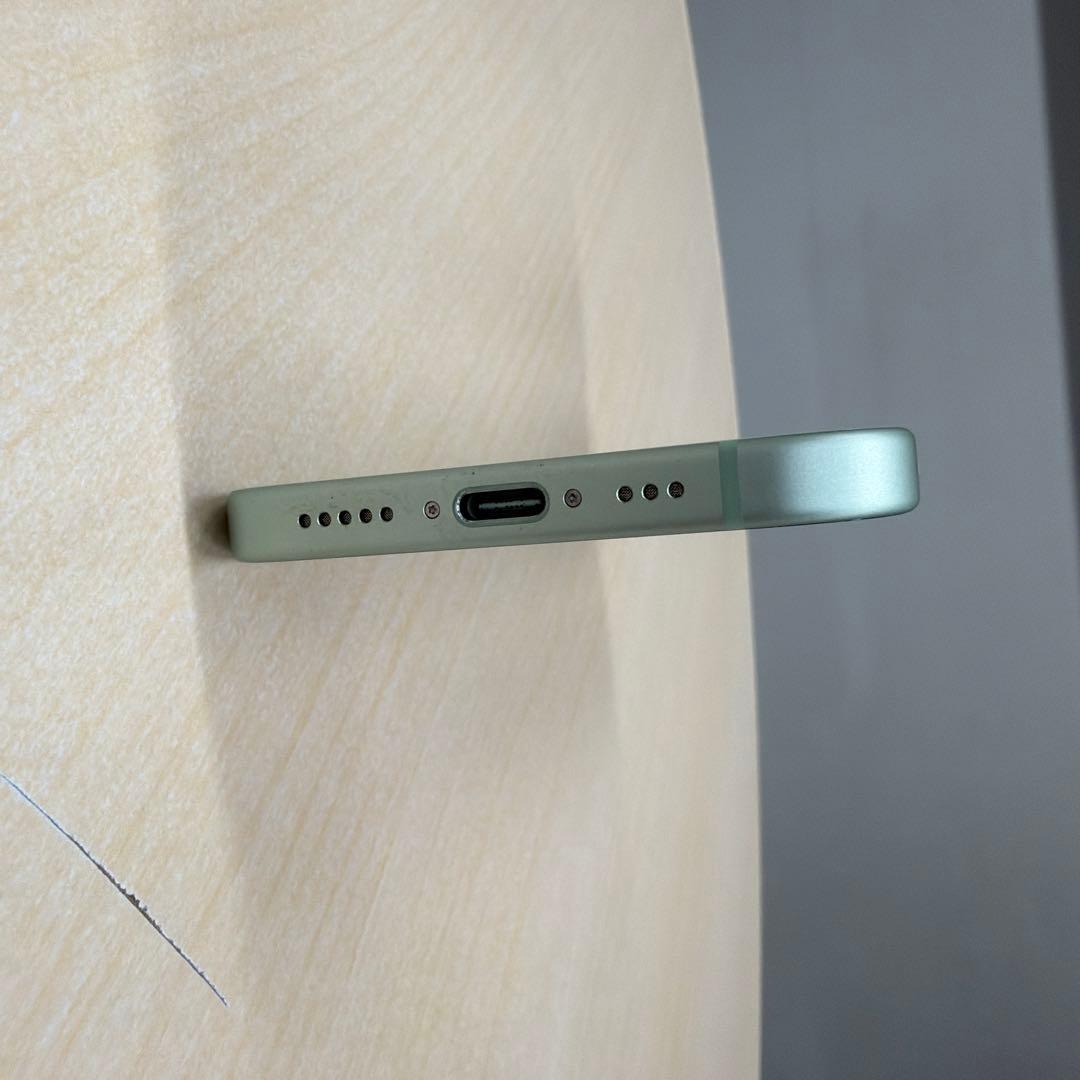 【美品】Apple iPhone 15グリーン 本体　512GB