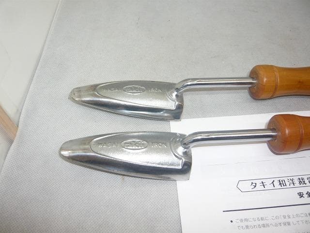 ぴよぴよ　美品　タキイ　電化鏝　和裁コテ　和裁こて　ランプ付き　鏝２本付