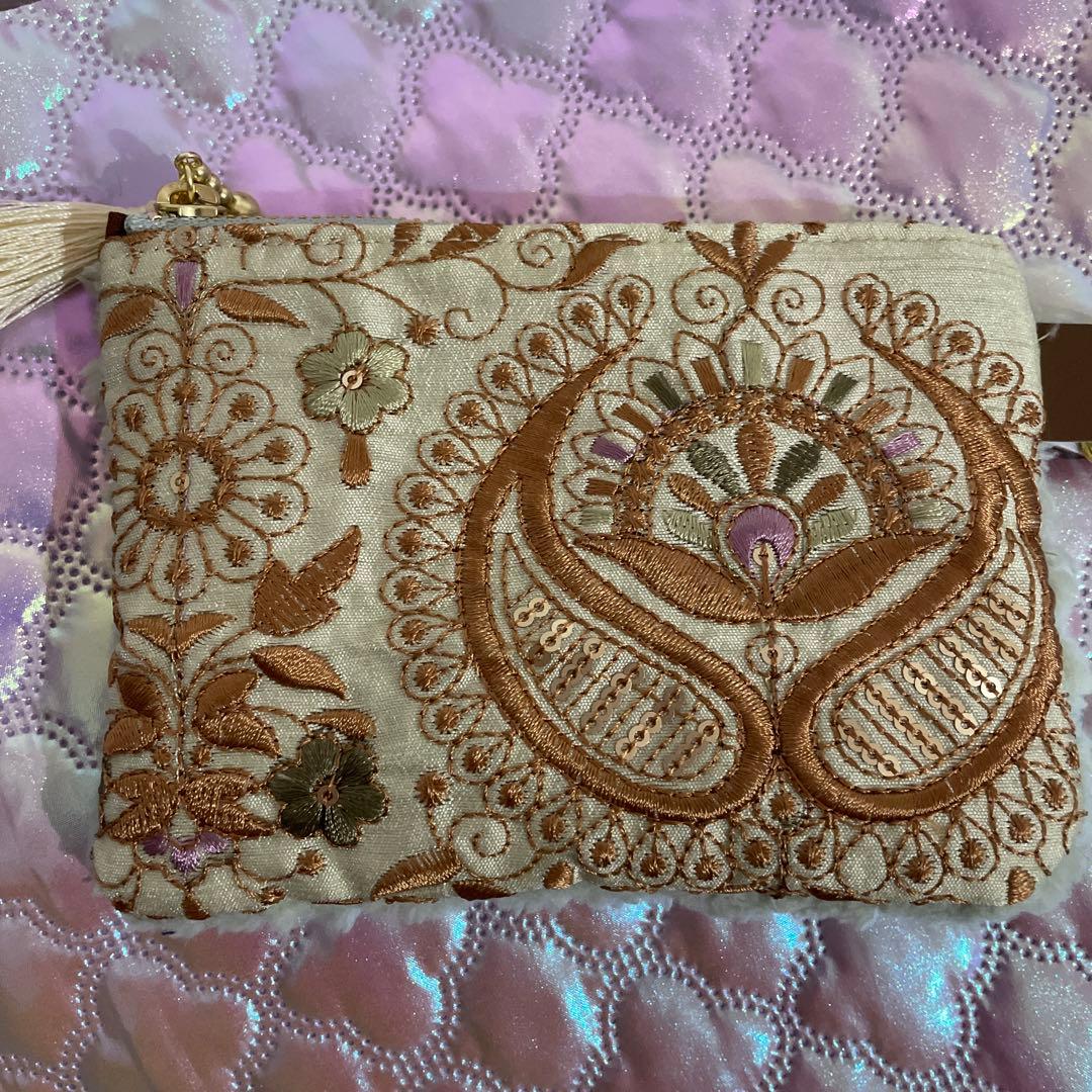 あ*き様 コヤンイサムチョン　うさぎサンダーちゃん円底トートバッグ