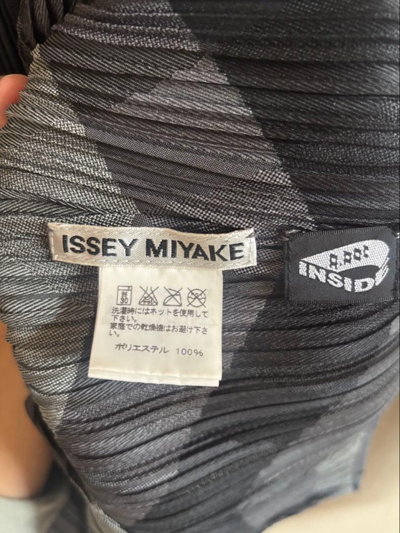 イッセイミヤケ ISSEY MIYAKE プリーツプリーズ シャツ アウター