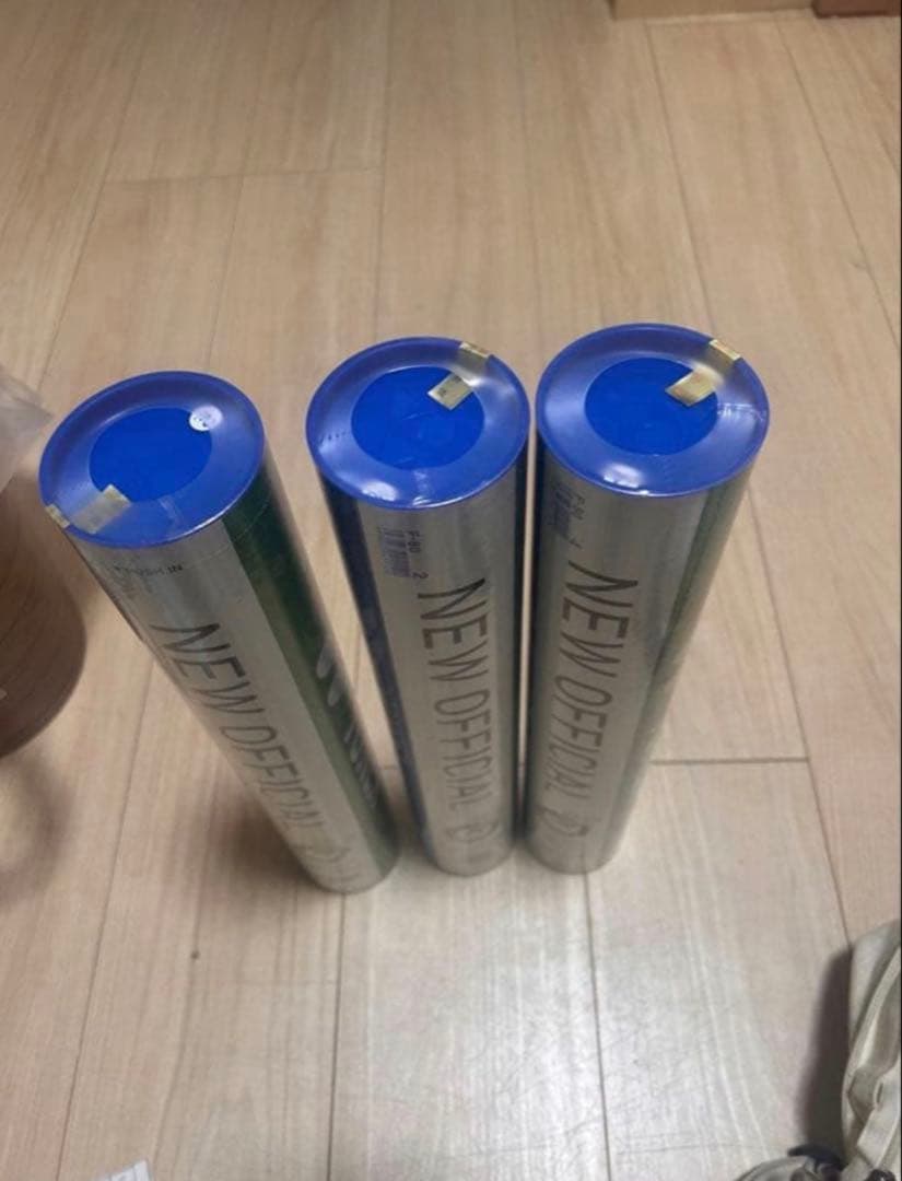 NEW OFFICIAL バドミントンシャトル 3本セット 4番3本