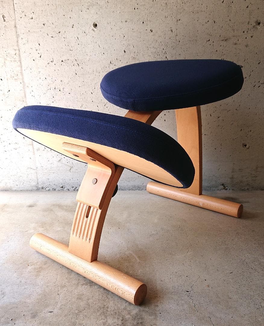 【良品】サカモトハウス バランスチェアイージー 　ブルー１