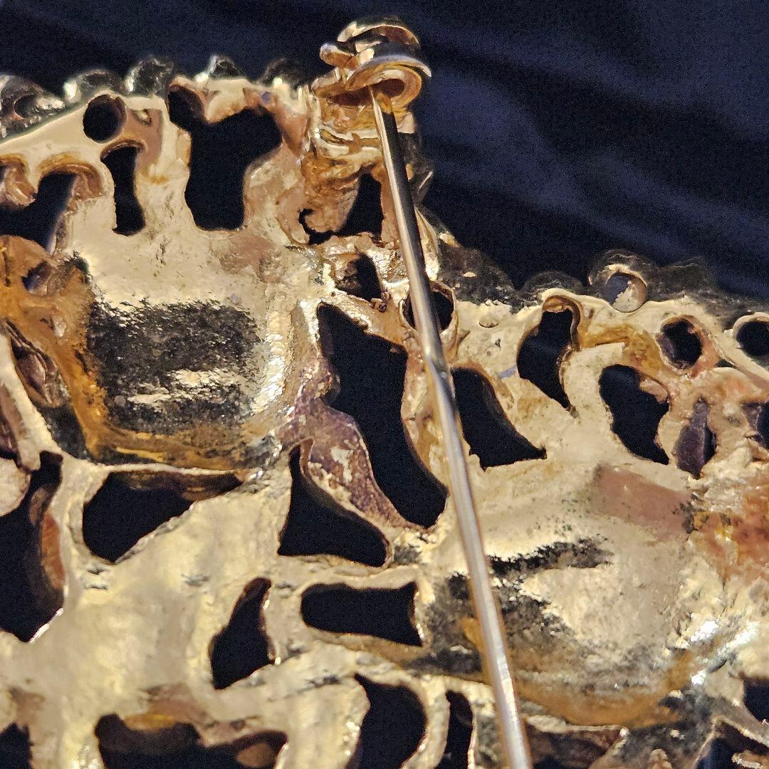 折*口様 B368 希少！ヴィンテージ クリスチャンラクロワ ブローチ ゴールド