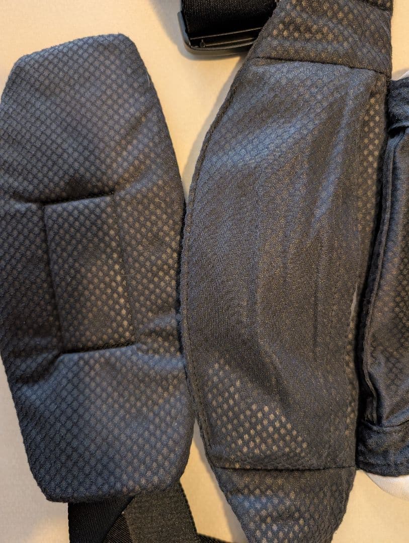 【美品】Nuna ヌナ ベビーキャリア カドル クリック キャビア