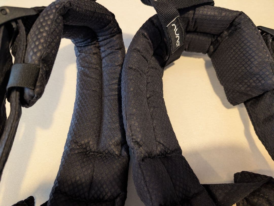 【美品】Nuna ヌナ ベビーキャリア カドル クリック キャビア