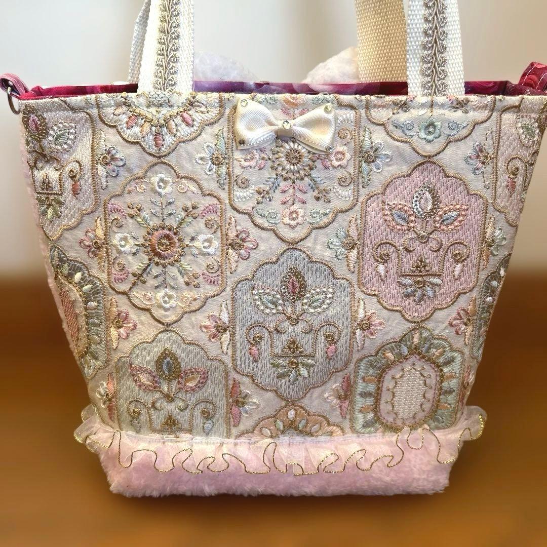 も*❤様 コヤンイサムチョン　♡おすわりくまルミちゃん♡ インド刺繍モコモコ　ト