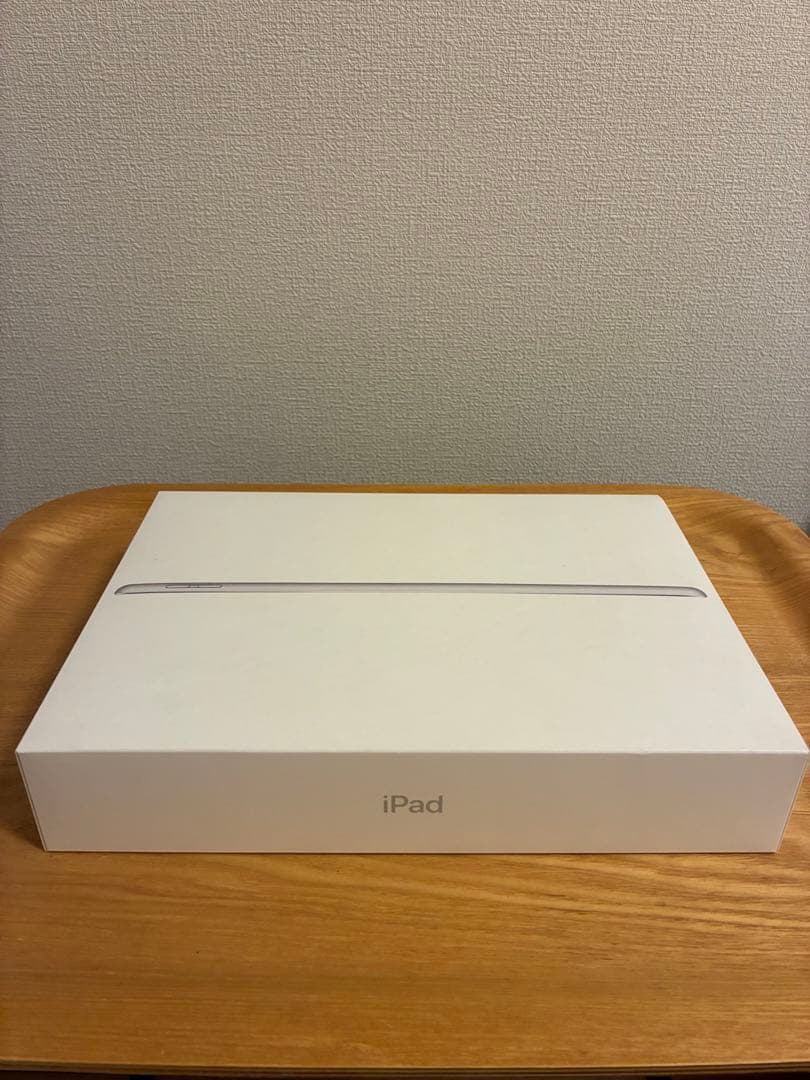 Apple iPad (第7世代) 32GB シルバー Wi-Fiモデル