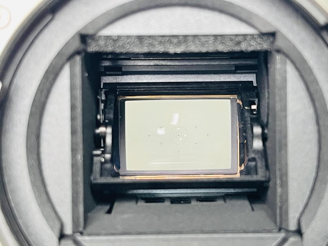 ☆ほぼ新品★ショット数356回★ キヤノン Canon EOS Kiss X7