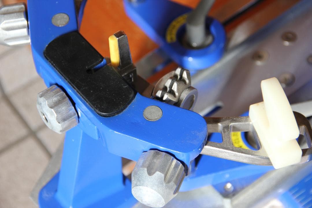 分銅式 ガット張り機 ストリングマシン イグナス Flex740