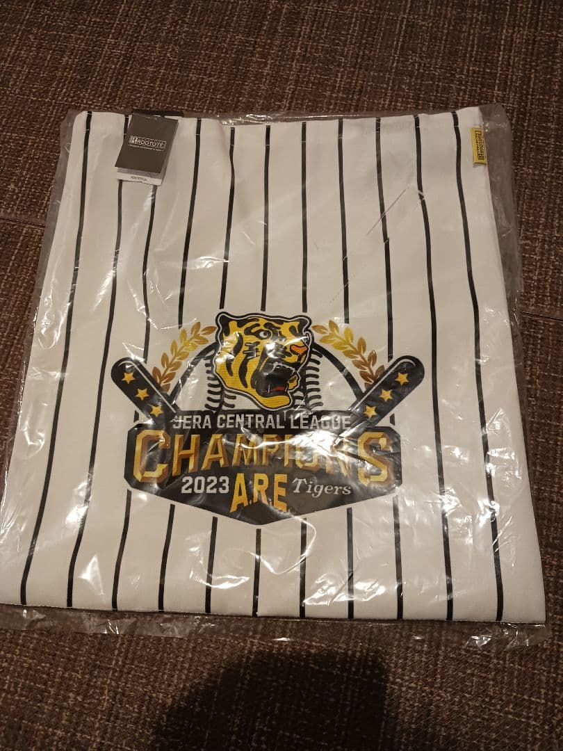 阪神タイガース　チャンピオンズ　優勝記念　バッグ