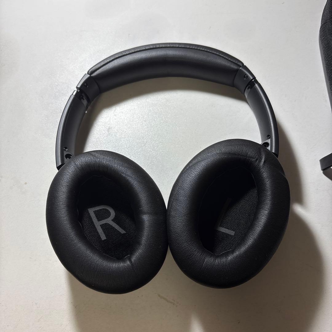 Bose ワイヤレスヘッドホン キャリングケース付き