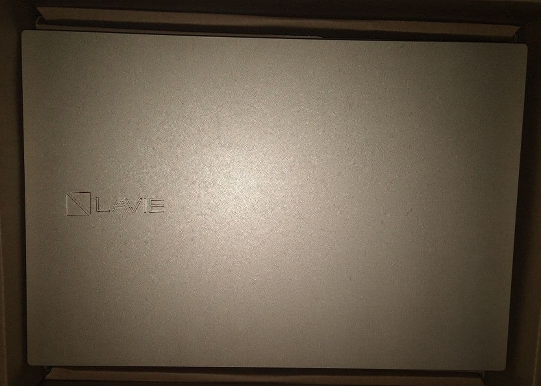 LAVIE ノートPC/core i7 8550U/8GB/15.6インチ