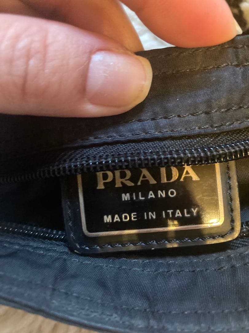 PRADA サコッシュ　ミニショルダー