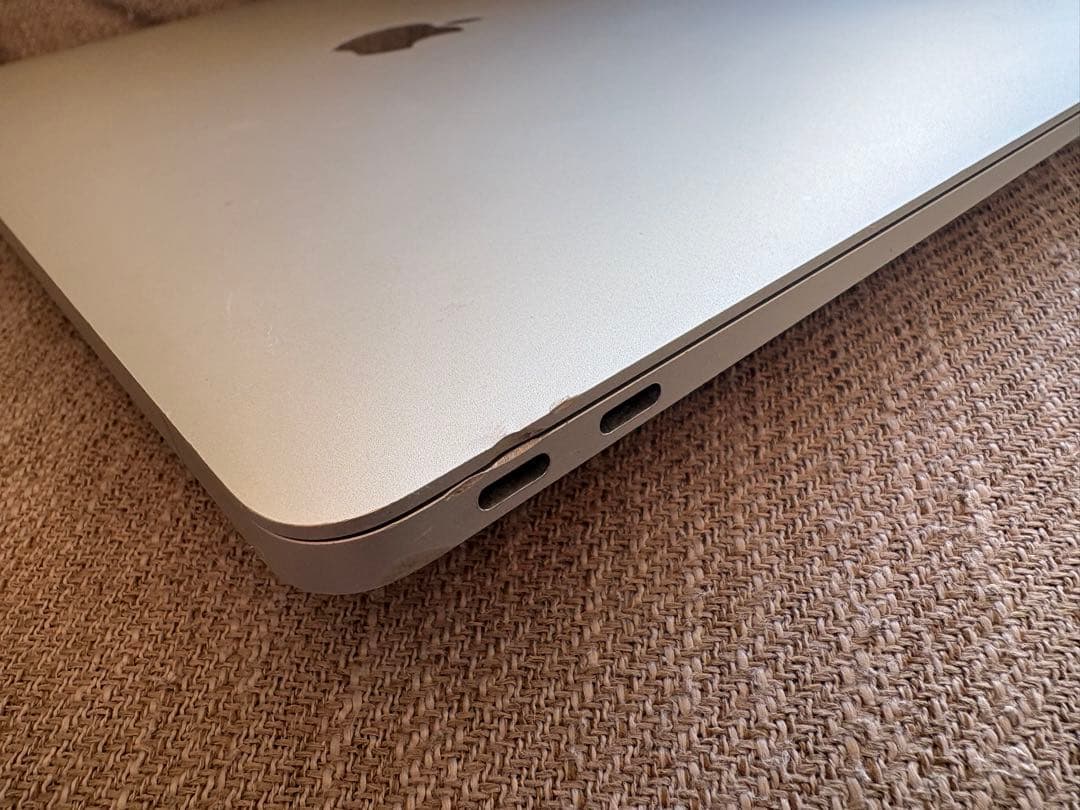 MacBook Air 2020 M1 256GB 8GB 321回